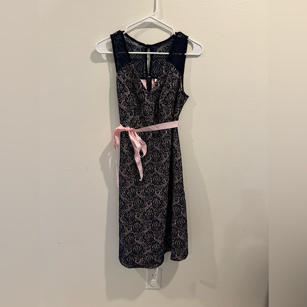 Motherhood Maternity navy lace with pink lining and bow. EUC